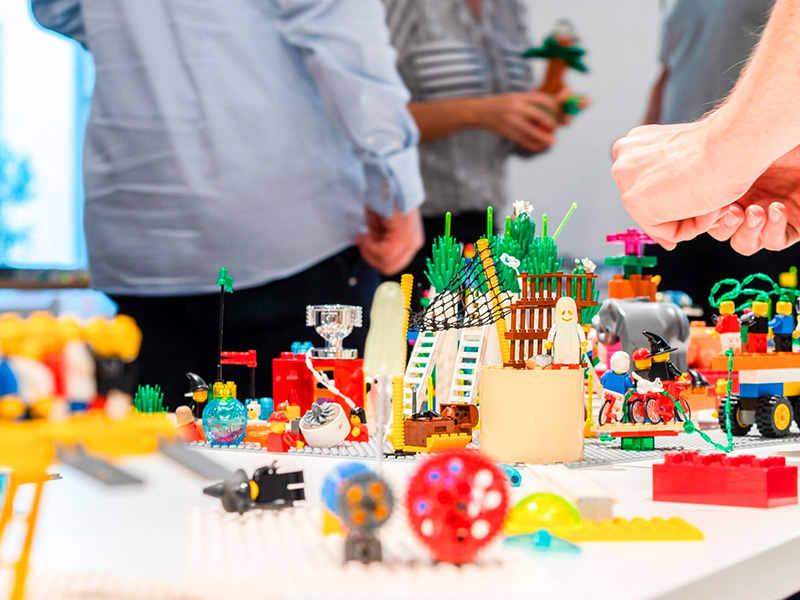 Lego-serious-play-strategicplay-WEBkomprimiert-2-scaled